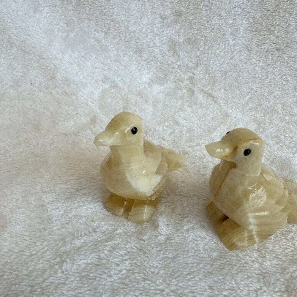 Carved White Stone Pair Set Dove Birds Sculptures Paperweight 2” Desk Decor‎